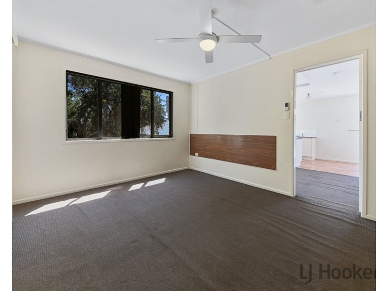 8/26 Hall Street, Chermside QLD 4032