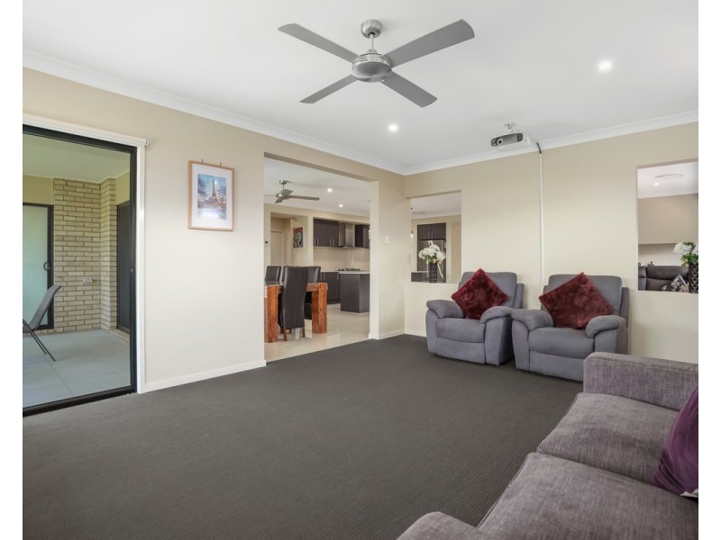 15 Isabella Close, Bald Hills QLD 4036