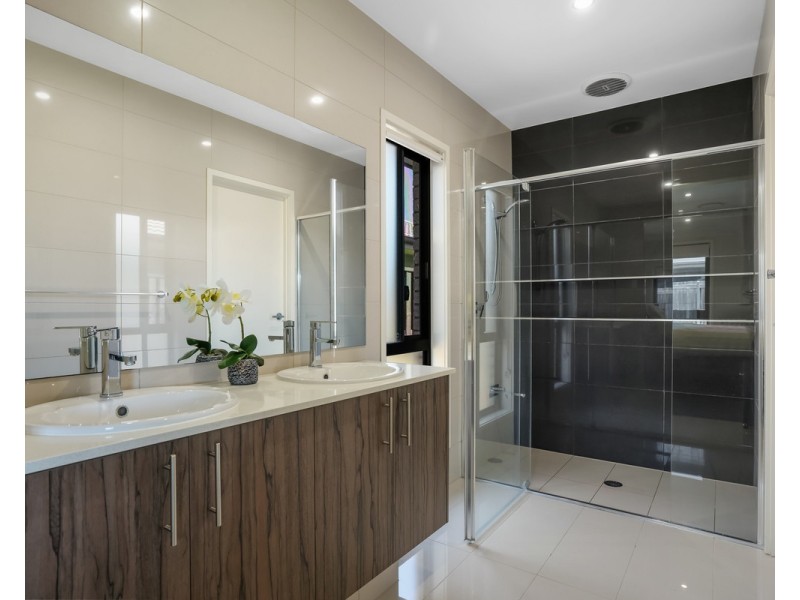 15 Isabella Close, Bald Hills QLD 4036