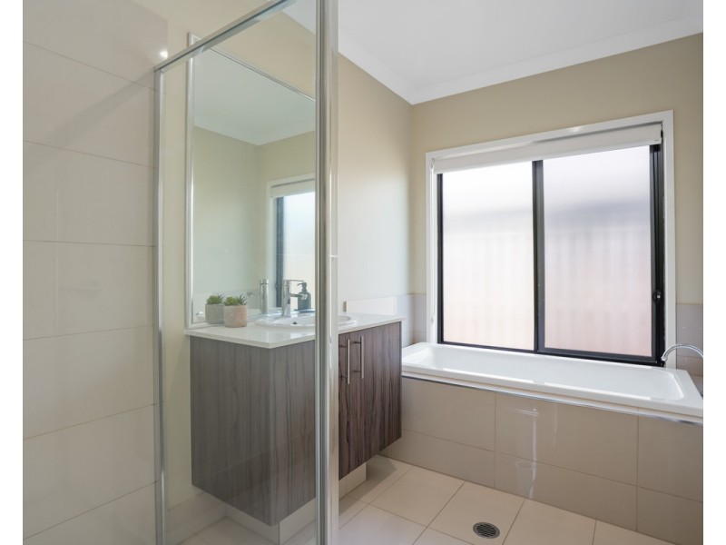 15 Isabella Close, Bald Hills QLD 4036