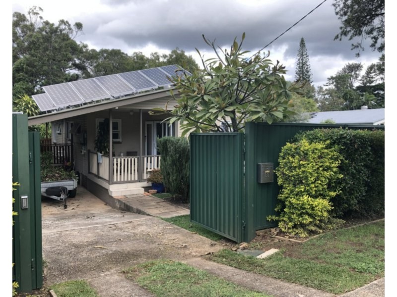 33 Hedge Street, Strathpine QLD 4500