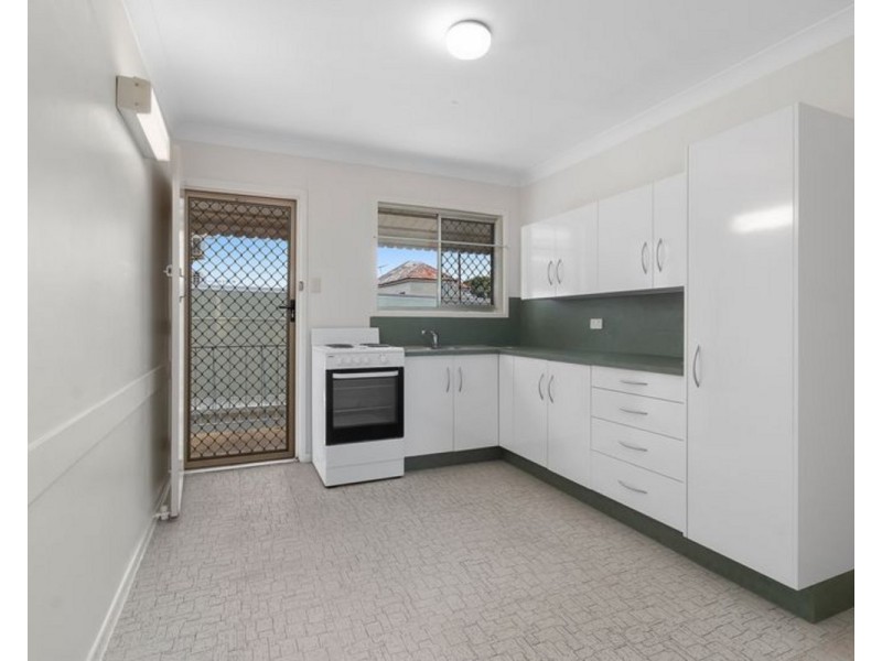 1/14 Hall Street, Chermside QLD 4032