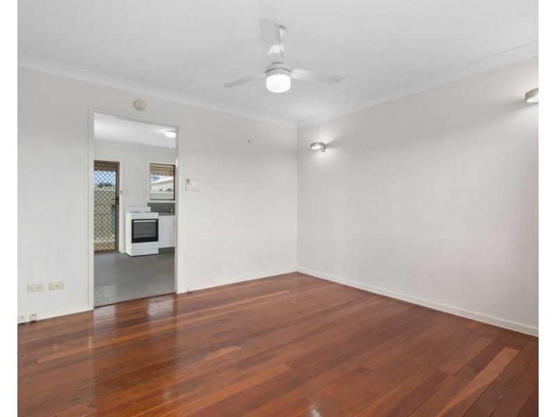 1/14 Hall Street, Chermside QLD 4032