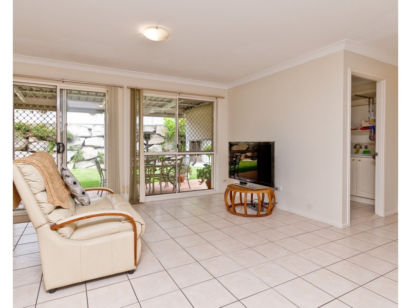 54 Van Dyke Crescent, Mcdowall QLD 4053