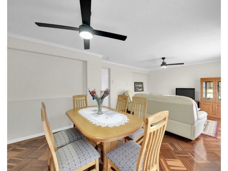 77 Lilly Pilly Crescent, Fitzgibbon QLD 4018