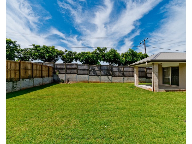 3 Paperbark Street, Bridgeman Downs QLD 4035