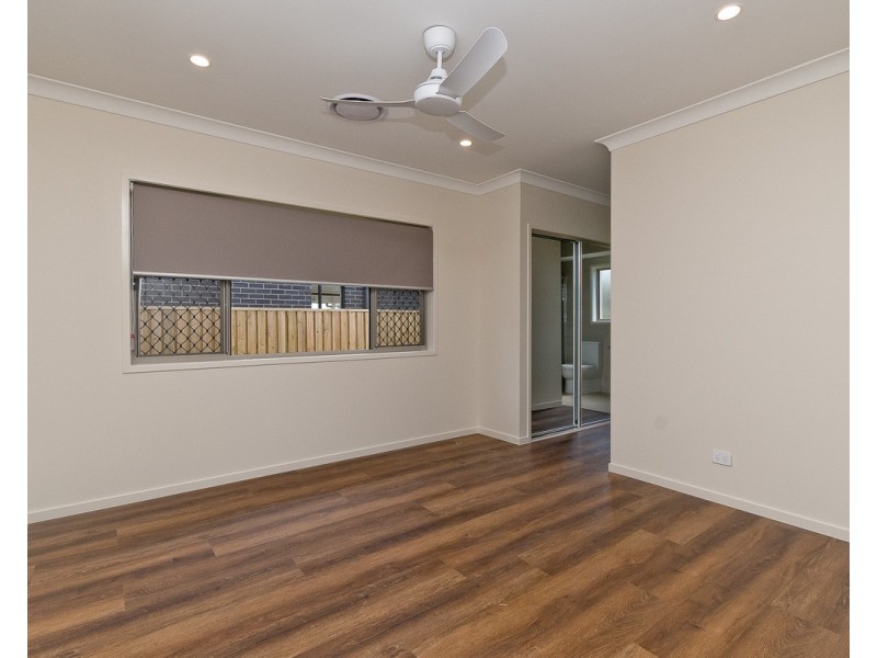 3 Paperbark Street, Bridgeman Downs QLD 4035