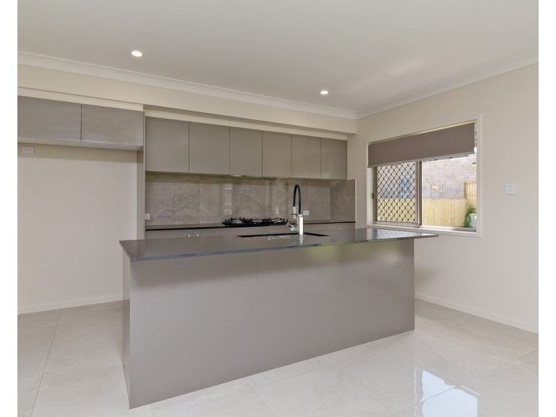 3 Paperbark Street, Bridgeman Downs QLD 4035