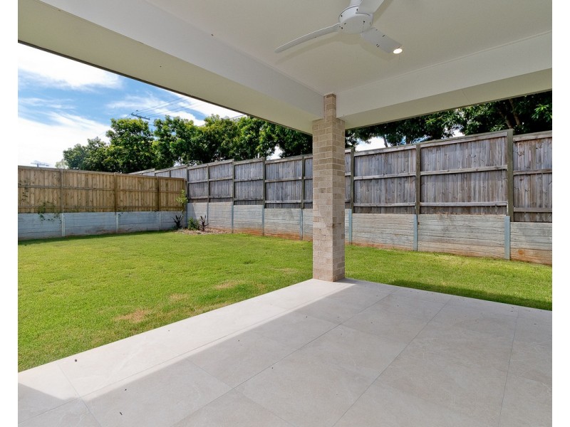 3 Paperbark Street, Bridgeman Downs QLD 4035