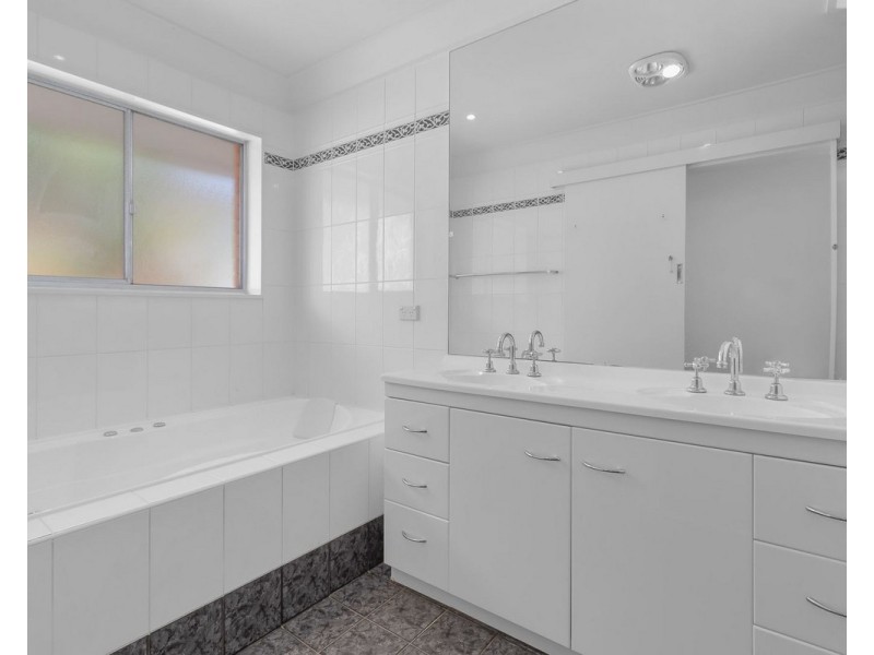 23 Pie Street, Aspley QLD 4034