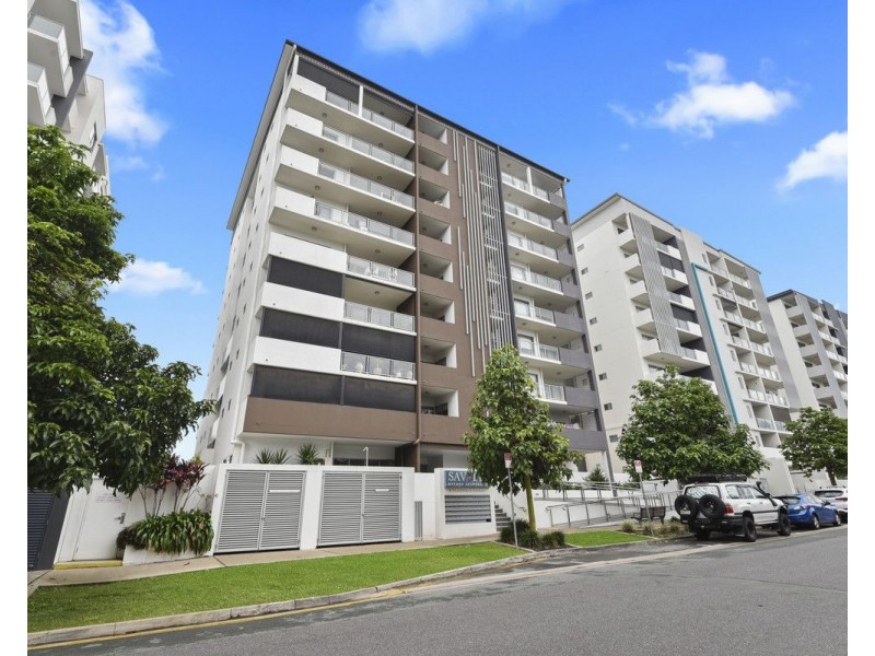 2001/19 Playfield Street, Chermside QLD 4032