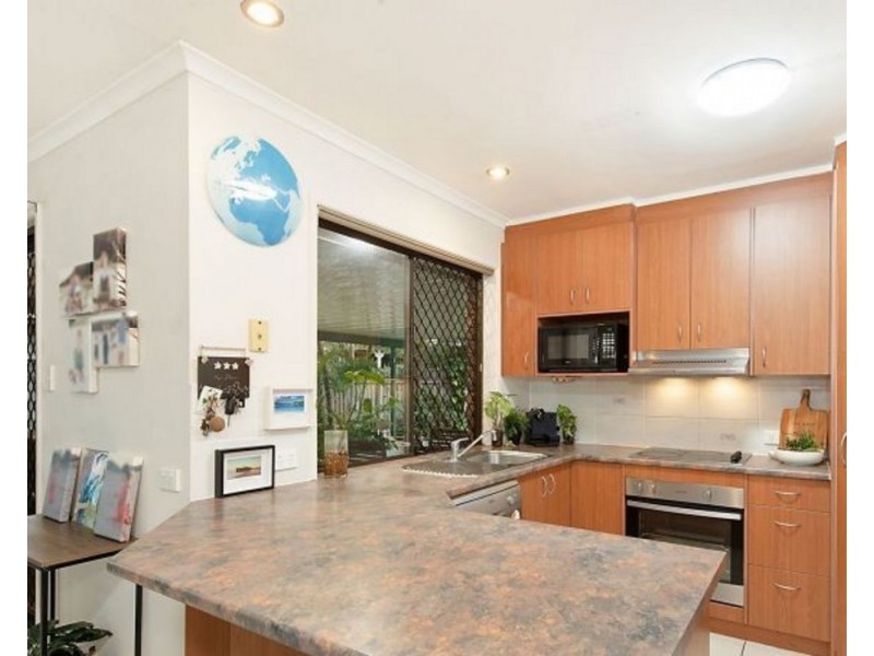 25 Oleron Terrace, Petrie QLD 4502