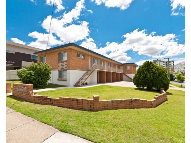 2/14 Hall Street, Chermside QLD 4032