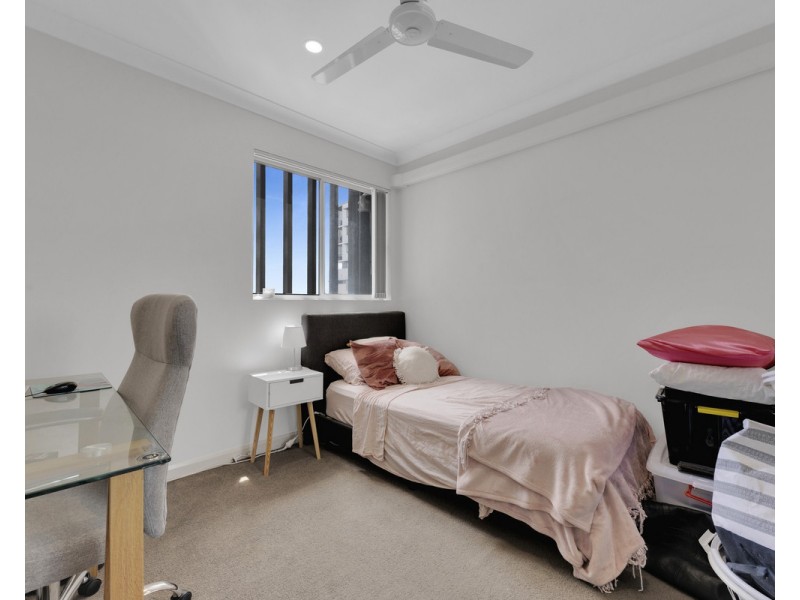 19/52 Latham Street, Chermside QLD 4032