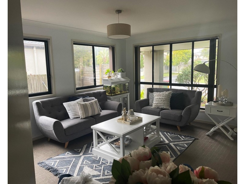 10 Somerset Drive, Carseldine QLD 4034