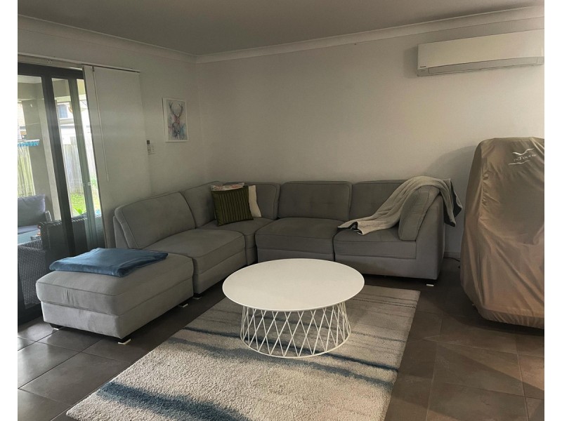 10 Somerset Drive, Carseldine QLD 4034