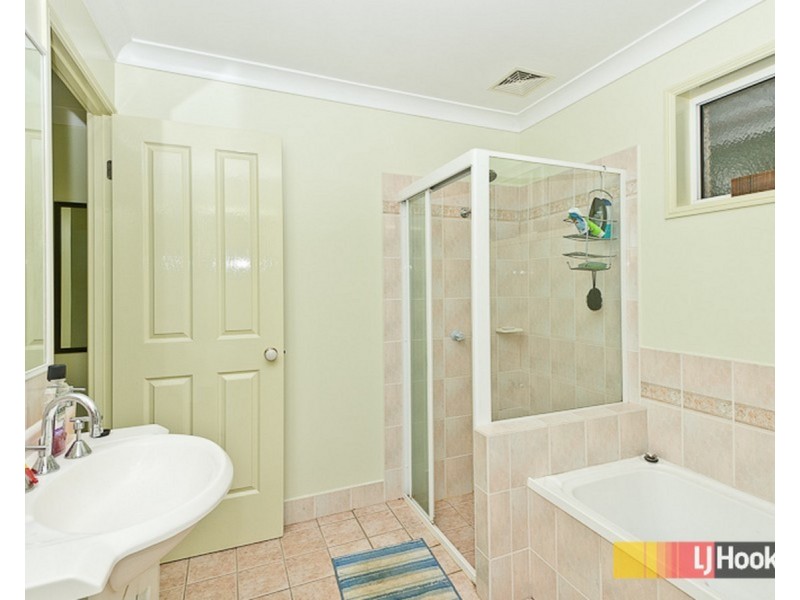 3 Jarrah Place, Fitzgibbon QLD 4018