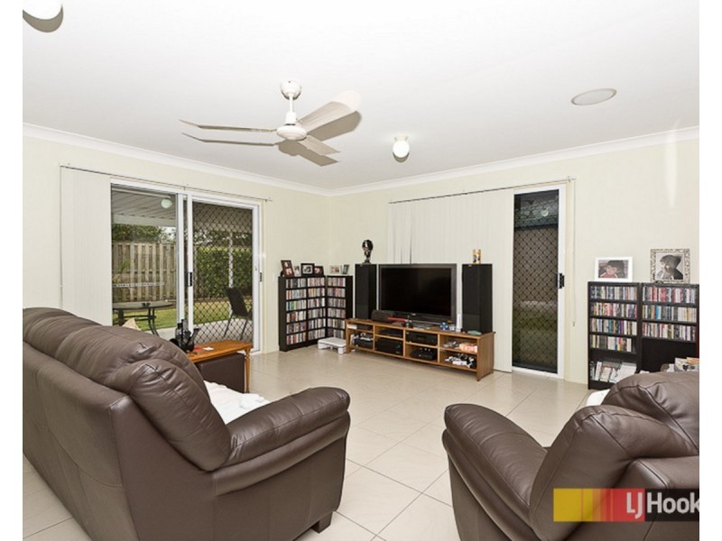 3 Jarrah Place, Fitzgibbon QLD 4018