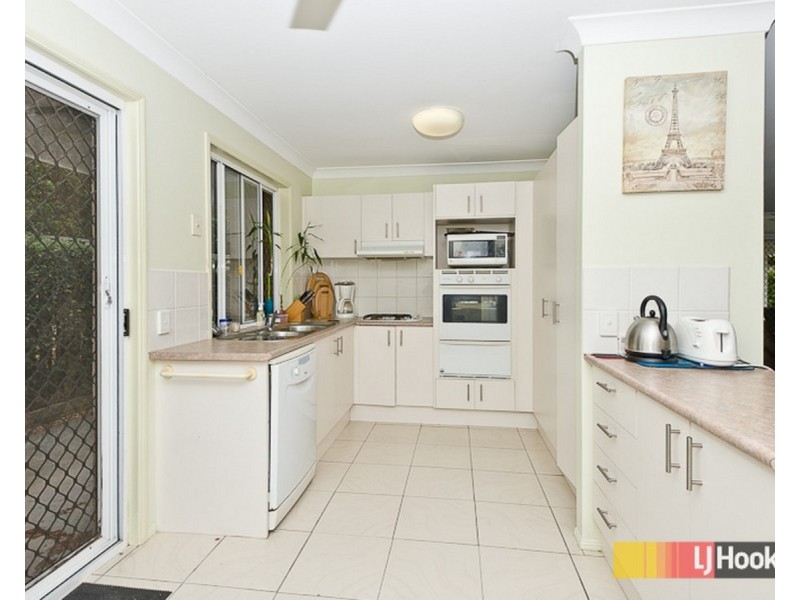 3 Jarrah Place, Fitzgibbon QLD 4018