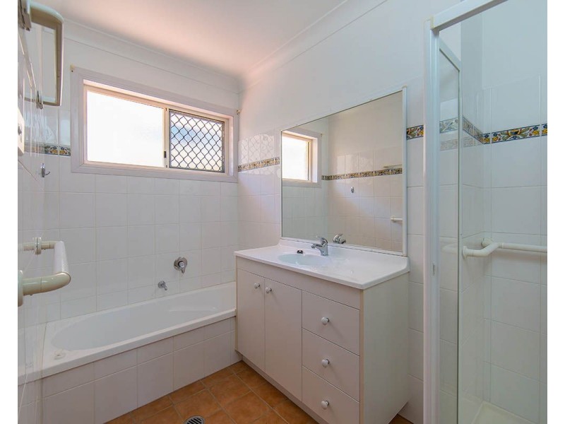 2/487 Hamilton Road, Chermside QLD 4032