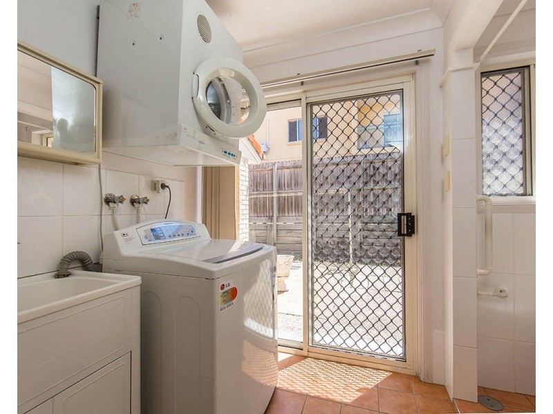 2/487 Hamilton Road, Chermside QLD 4032