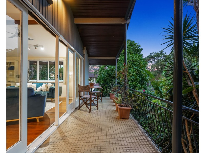 14 Lawrence Road, Chermside West QLD 4032