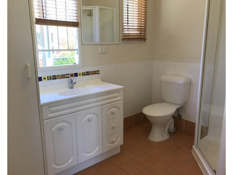 73 Basnett Street, Chermside West QLD 4032