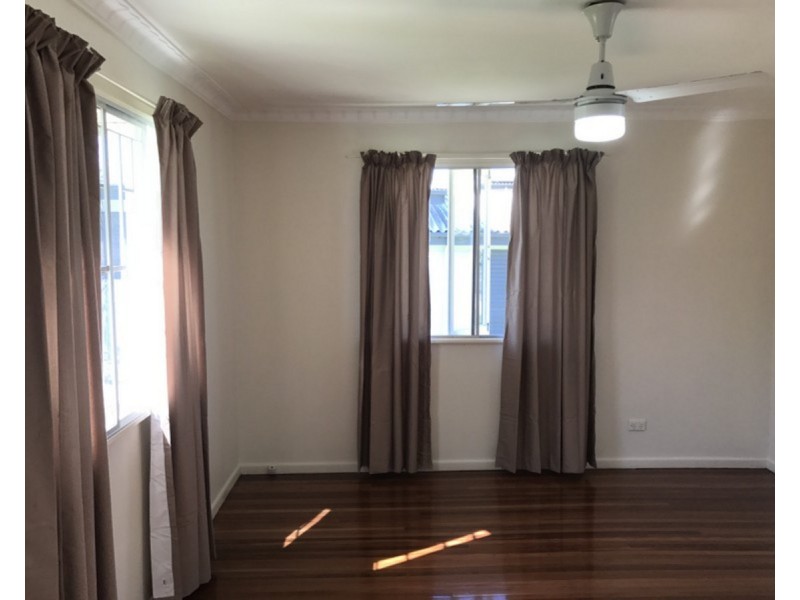 73 Basnett Street, Chermside West QLD 4032