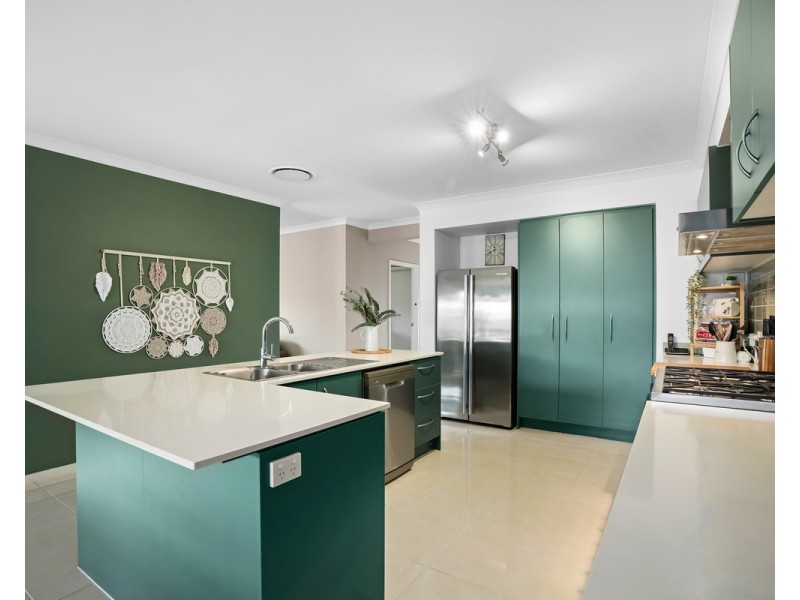 22 Borumba Court, Narangba QLD 4504