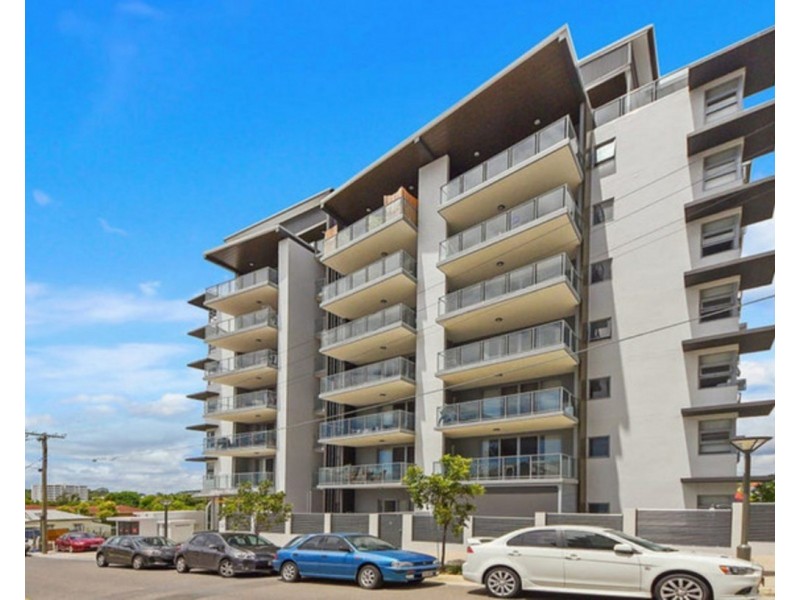 1/52 Latham Street, Chermside QLD 4032