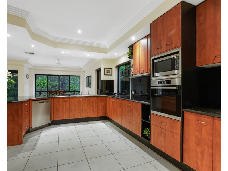 27 Country Club Drive, Albany Creek QLD 4035