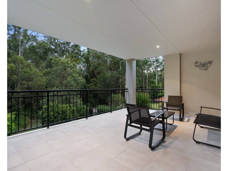 27 Country Club Drive, Albany Creek QLD 4035