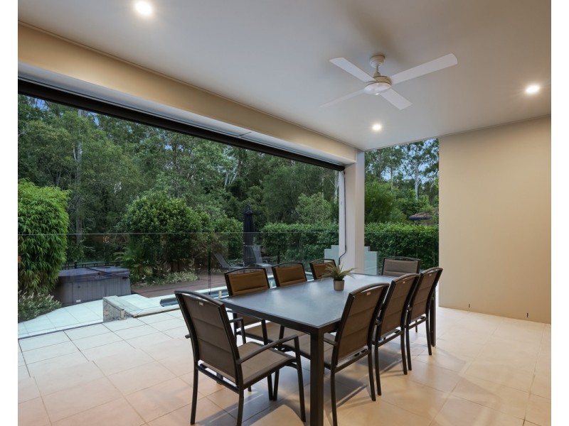 27 Country Club Drive, Albany Creek QLD 4035