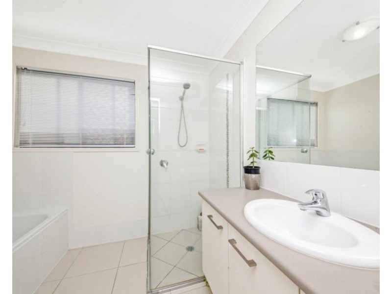 4 Katherine Street, Fitzgibbon QLD 4018