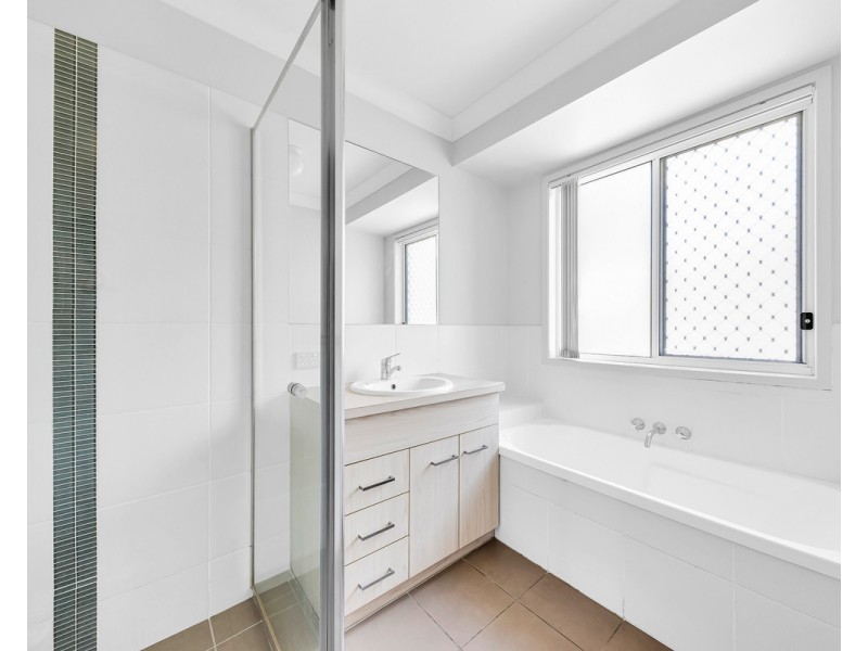 35 Macaranga Crescent, Carseldine QLD 4034