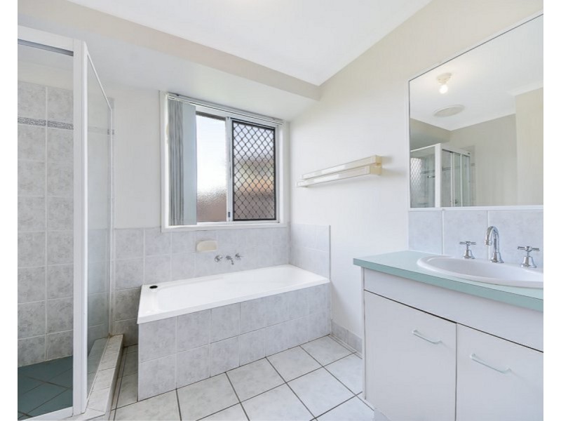 26 Apple Gum Place, Fitzgibbon QLD 4018