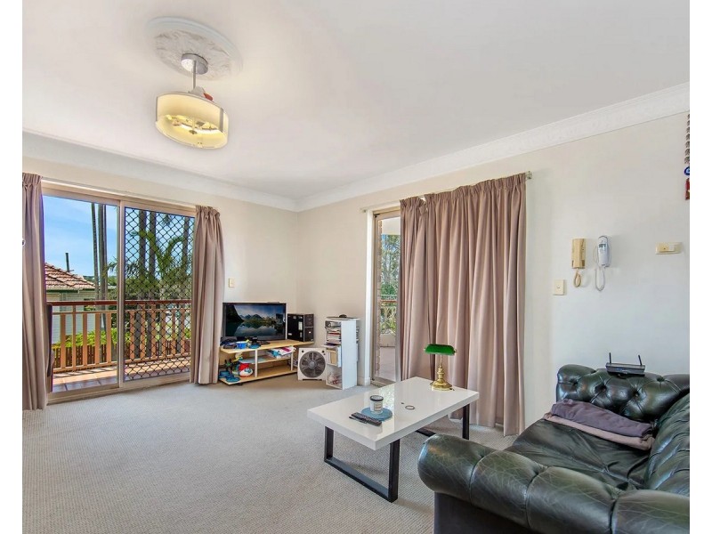 2/2 Henry Street, Chermside QLD 4032