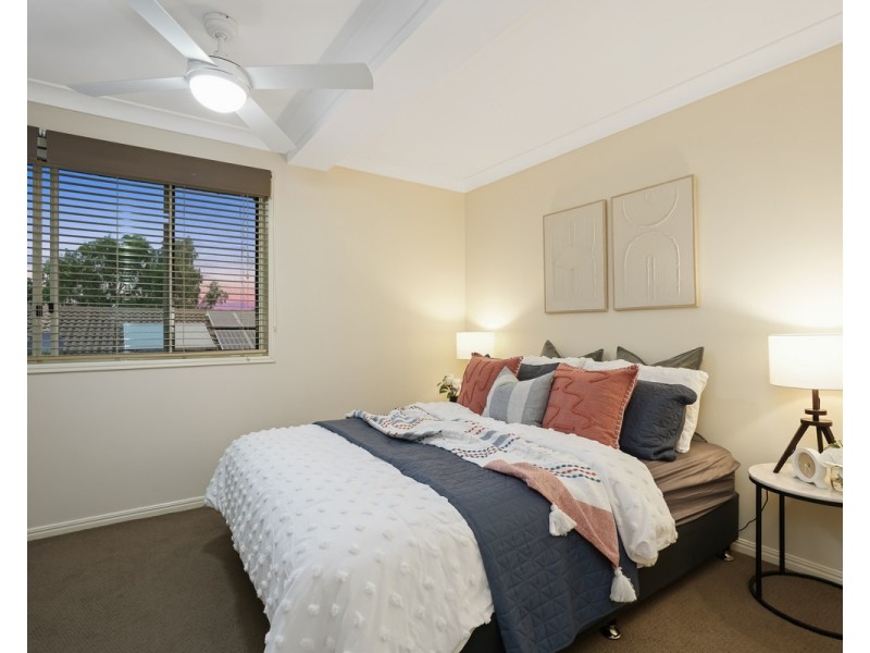 64 Blackwood Drive, Ferny Hills QLD 4055