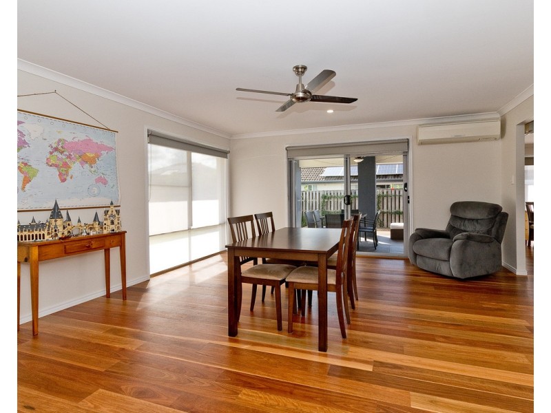 21 Crossing Drive, Eatons Hill QLD 4037