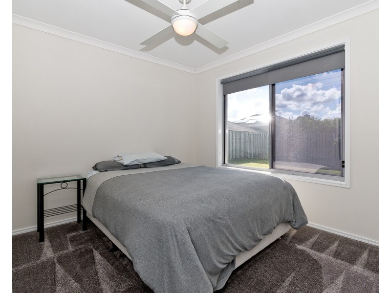 21 Crossing Drive, Eatons Hill QLD 4037