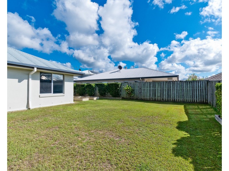 21 Crossing Drive, Eatons Hill QLD 4037