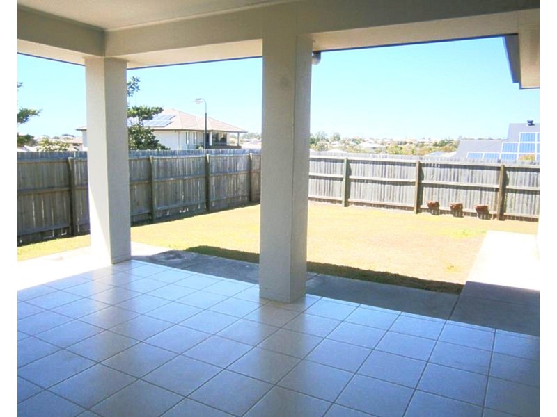 11 Langer Circuit, North Lakes QLD 4509