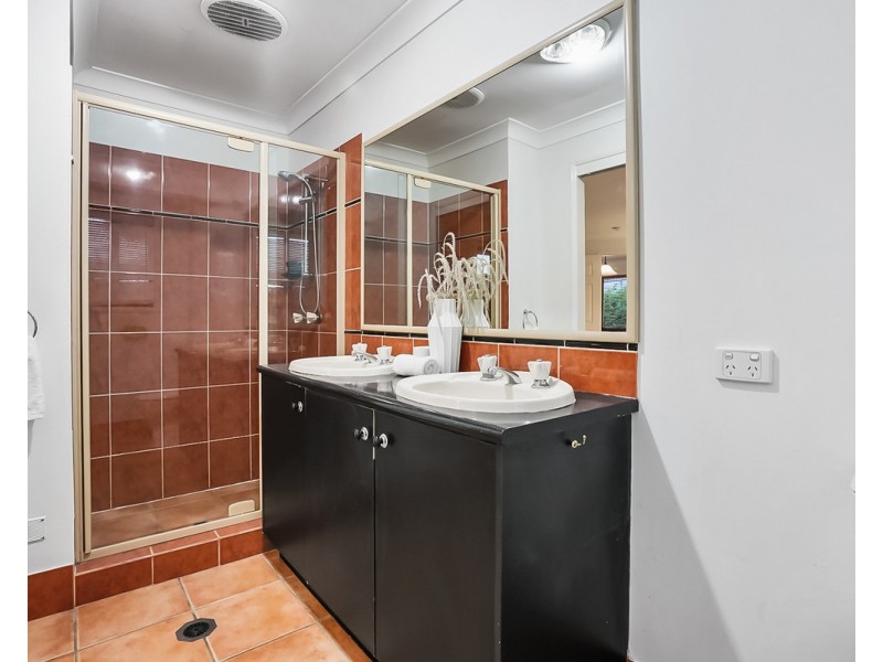 66 Whipbird Place, Aspley QLD 4034