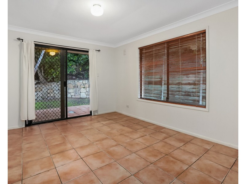 66 Whipbird Place, Aspley QLD 4034