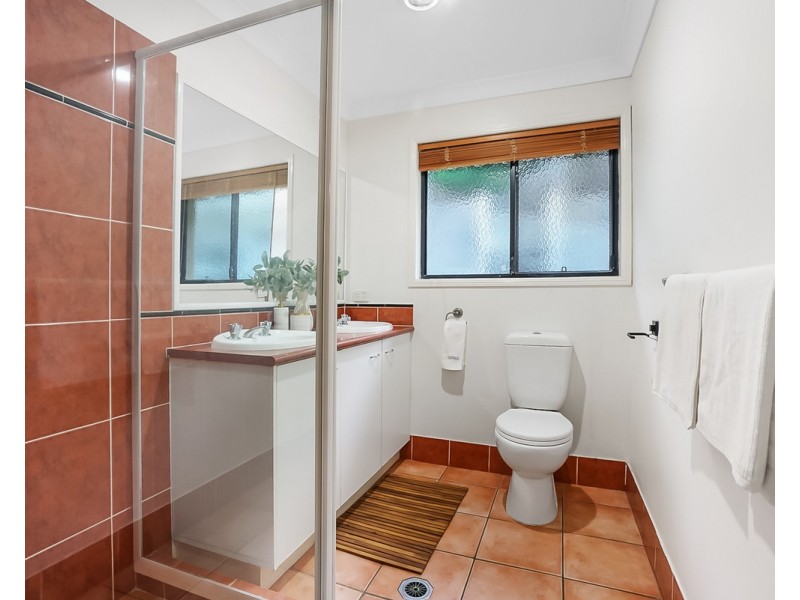 66 Whipbird Place, Aspley QLD 4034