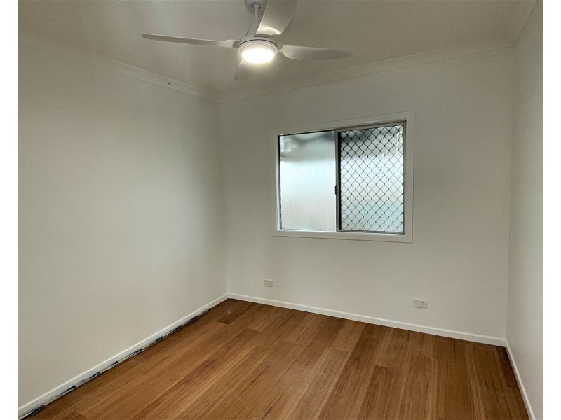 19 Tenth Avenue, Sandgate QLD 4017