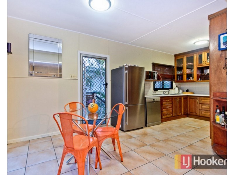6 Eastbourne Street, Chermside West QLD 4032