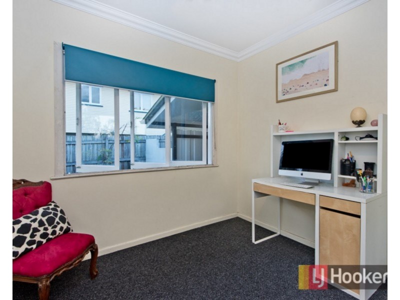 6 Eastbourne Street, Chermside West QLD 4032