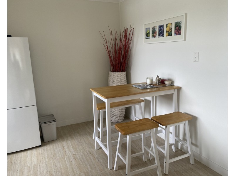 4 Brewster Street, Stafford Heights QLD 4053