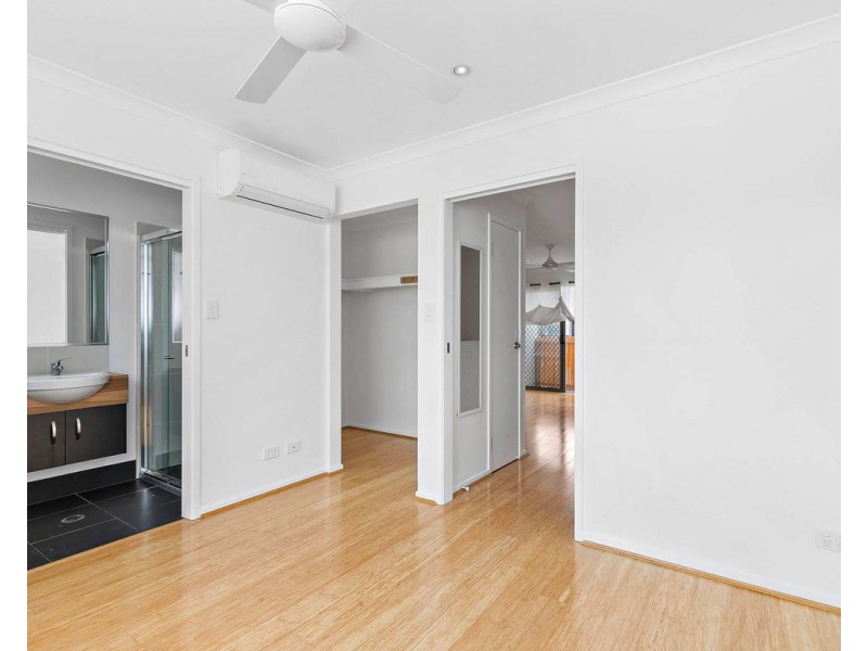 17 Tomaree Lane, Fitzgibbon QLD 4018